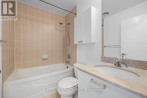 #2102 -37 Grosvenor St, Toronto, ON - Indoor Photo Showing Bathroom