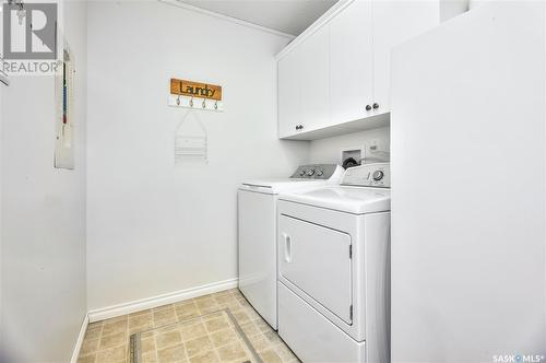 701- 1 Mesa Way, Shellbrook, SK - Indoor Photo Showing Laundry Room