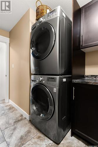 22 Aspen Village Drive, Emerald Park, SK - Indoor Photo Showing Laundry Room