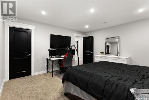 22 Aspen Village Drive, Emerald Park, SK - Indoor Photo Showing Bedroom