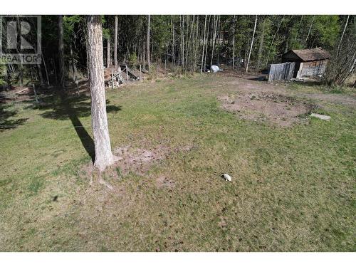 4737 Sussnee Road, 108 Mile Ranch, BC - Outdoor