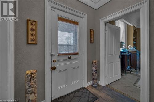 Front Entrance - 10 Geddes St E, Clifford, ON - Indoor Photo Showing Other Room