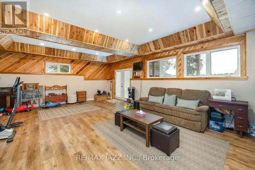 825 Southview Dr, Otonabee-South Monaghan, ON - Indoor