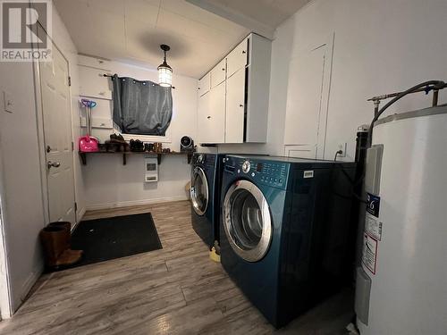 417 98 Avenue, Dawson Creek, BC - Indoor Photo Showing Laundry Room