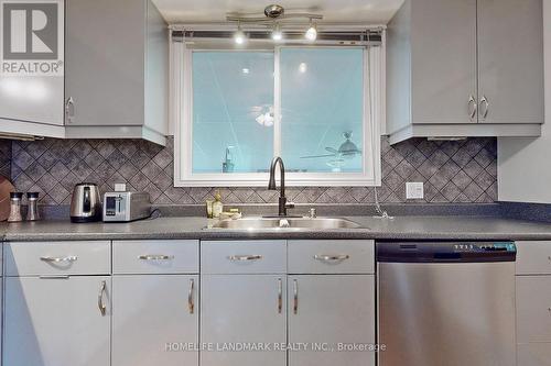17 Partition Street, Niagara-On-The-Lake, ON - Indoor Photo Showing Kitchen With Double Sink