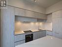 #602 -7 Steckley House Lane, Richmond Hill, ON  - Indoor Photo Showing Kitchen 