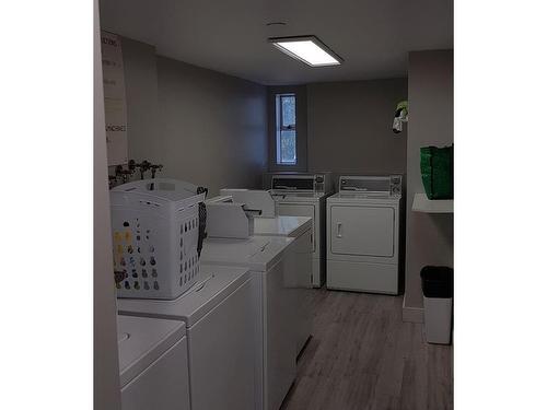 409-322 Birch St, Campbell River, BC - Indoor Photo Showing Laundry Room