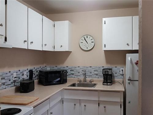 409-322 Birch St, Campbell River, BC - Indoor Photo Showing Kitchen