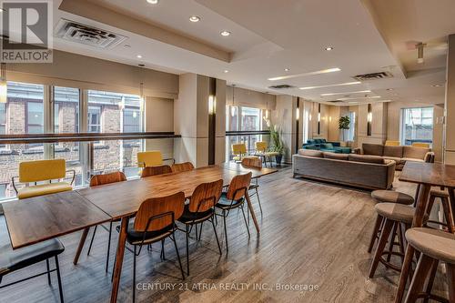809 - 210 Victoria Street, Toronto, ON - Indoor Photo Showing Dining Room
