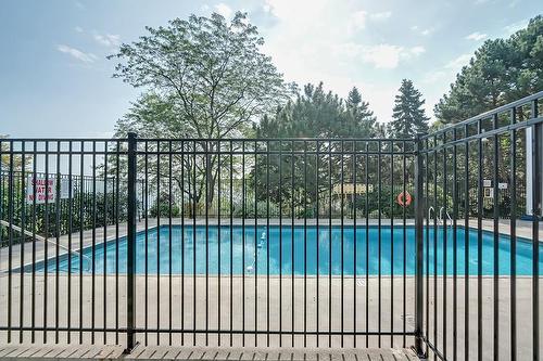 5250 Lakeshore Road|Unit #1907, Burlington, ON - Outdoor With In Ground Pool