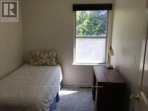 13 Portneuf Court, Toronto, ON - Indoor Photo Showing Bedroom