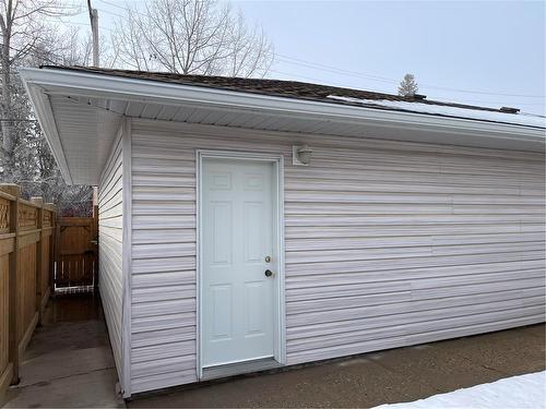 1 214 6Th Avenue N, Swan River, MB - Outdoor With Exterior