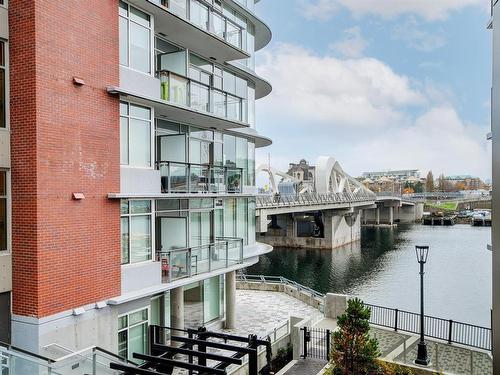 414-1628 Store St, Victoria, BC - Outdoor With Body Of Water With Balcony With Exterior