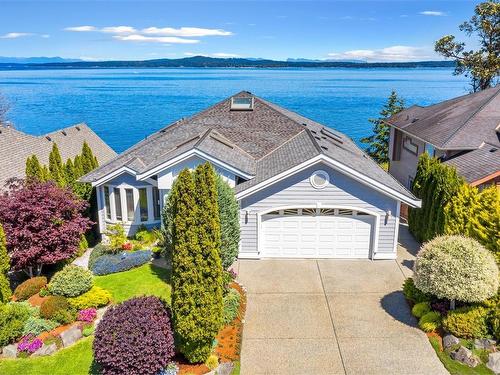 3222 Dogwood Rd, Chemainus, BC - Outdoor With Body Of Water