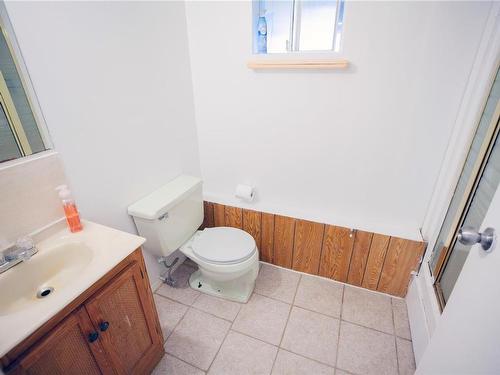 3125 Highfield Rd, Duncan, BC - Indoor Photo Showing Bathroom