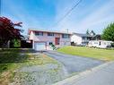 3125 Highfield Rd, Duncan, BC  - Outdoor With Facade 