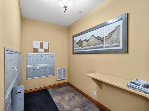 301-795 Mcgill Rd, Kamloops, BC - Indoor Photo Showing Other Room