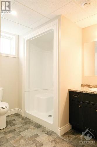 72 Otteridge Drive, Renfrew, ON - Indoor Photo Showing Bathroom