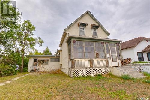 158 Athabasca Street W, Moose Jaw, SK - Outdoor