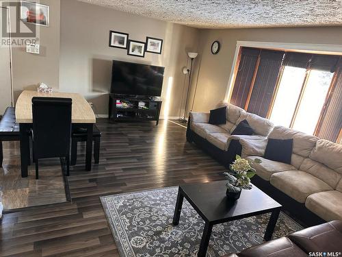 609 2Nd Street W, Meadow Lake, SK - Indoor Photo Showing Living Room