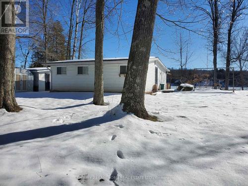 573 Pine Point Lane, Centre Hastings, ON - Outdoor