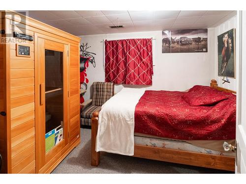 150 Mugford Road, Kelowna, BC - Indoor Photo Showing Bedroom
