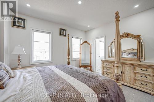 195 Granite Ridge Trail, Hamilton, ON - Indoor Photo Showing Bedroom