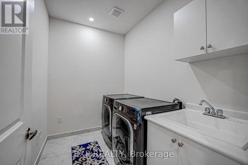 195 Granite Ridge Trail, Hamilton, ON - Indoor Photo Showing Laundry Room