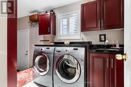 1 Graceview Crt, Vaughan, ON - Indoor Photo Showing Laundry Room