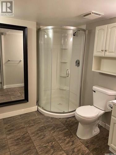 533 Manitoba Avenue, Kerrobert, SK - Indoor Photo Showing Bathroom