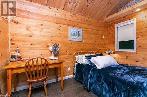 709 Bruce Road 13, Saugeen Indian Reserve 29, ON - Indoor Photo Showing Bedroom