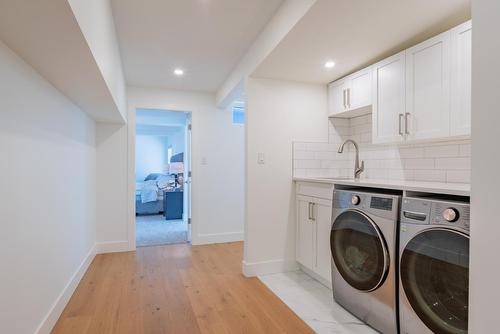 3429 8Th Avenue, Castlegar, BC - Indoor Photo Showing Laundry Room