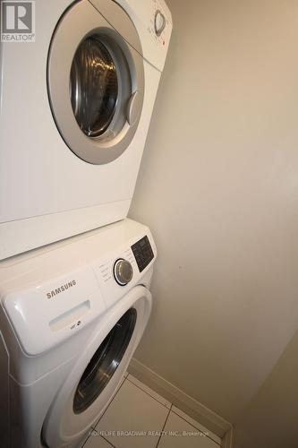 2401 - 5 Valhalla Inn Road, Toronto, ON - Indoor Photo Showing Laundry Room