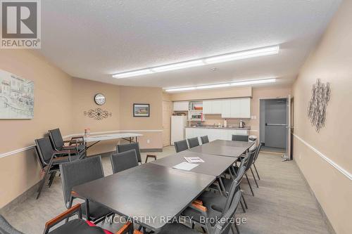 #206 -250 Robert St, Shelburne, ON - Indoor Photo Showing Dining Room