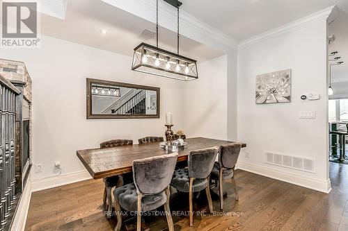 22 Fergus Ave, Richmond Hill, ON - Indoor Photo Showing Dining Room