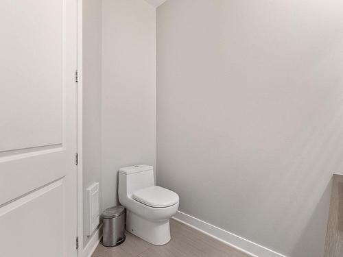 Bathroom - 101-48 Rue De Boigne, Blainville, QC - Indoor Photo Showing Bathroom