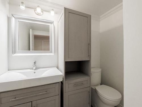 Salle de bains - 7 Rue Dalhousie, Candiac, QC - Indoor Photo Showing Bathroom