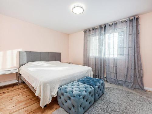 Chambre Ã  coucher principale - 129 Boul. De Gaulle, Lorraine, QC - Indoor Photo Showing Bedroom