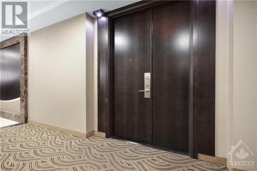 Entrance - 1035 Bank Street Unit#1702, Ottawa, ON - Indoor Photo Showing Bedroom