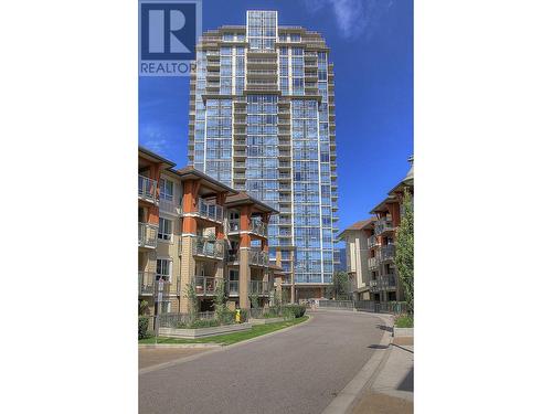 1075 Sunset Drive Unit# 1902, Kelowna, BC - Outdoor With Facade