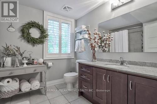 #306 -390 Upper Middle Rd E, Oakville, ON - Indoor Photo Showing Bathroom
