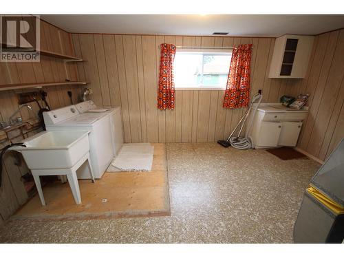 8011 Gravenstein Drive, Osoyoos, BC - Indoor Photo Showing Laundry Room