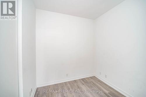 3207 - 5 Buttermill Avenue, Vaughan, ON - Indoor Photo Showing Other Room