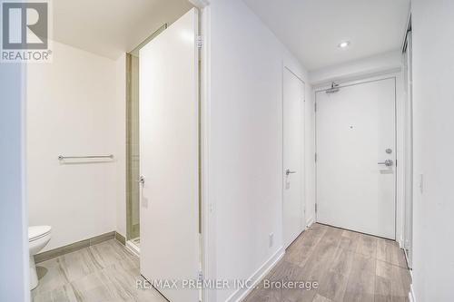 3207 - 5 Buttermill Avenue, Vaughan, ON - Indoor Photo Showing Other Room