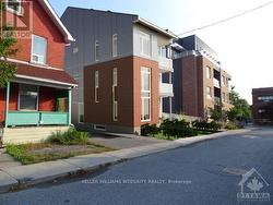 13 BALSAM STREET  Ottawa, ON K1R 6W6