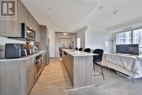 #3633 -5 Mabelle Ave, Toronto, ON - Indoor Photo Showing Kitchen With Upgraded Kitchen
