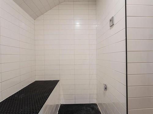 Autre - 94 Av. Beloeil, Montréal (Outremont), QC - Indoor Photo Showing Bathroom