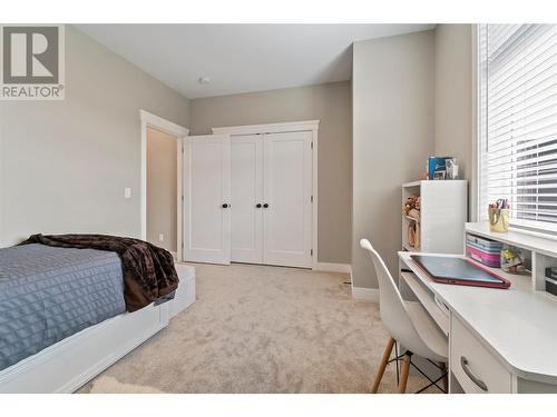 2699 Ridgemount Drive, West Kelowna, BC - Indoor Photo Showing Bedroom