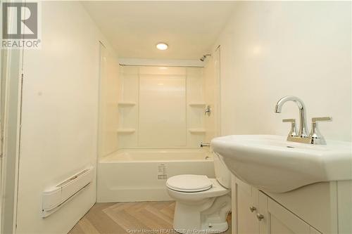 159 Whitepine Rd, Riverview, NB - Indoor Photo Showing Bathroom