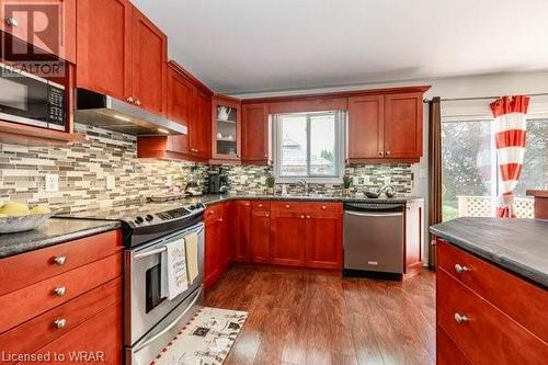 7 Fanshawe Drive, Port Dover, ON - Indoor Photo Showing Kitchen With Double Sink
